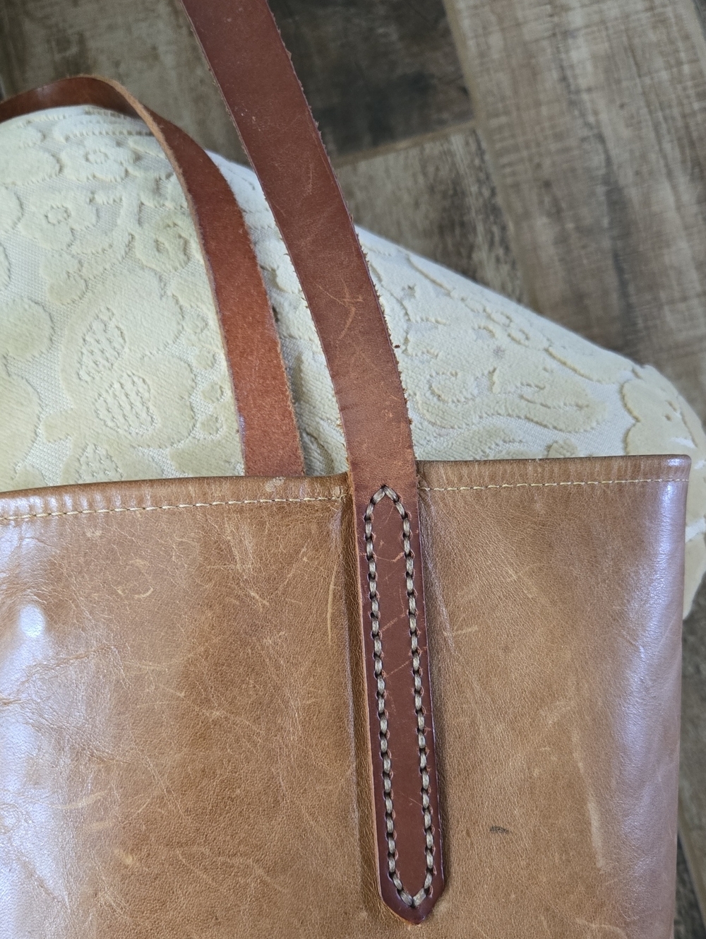Fount Bellfield Tote - Picture 4 of 15